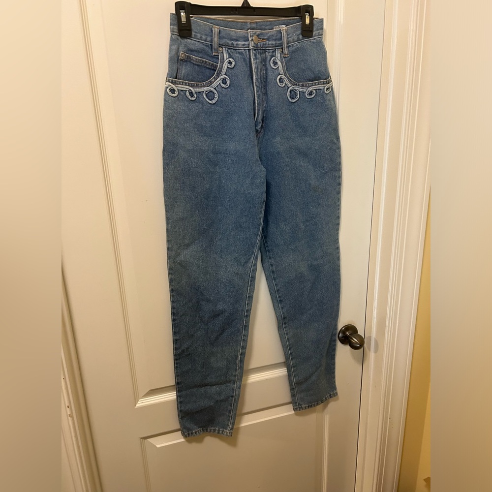 The Original Jordache jeanwear denim two piece setjacket and Jeans matching set - Picture 5 of 12